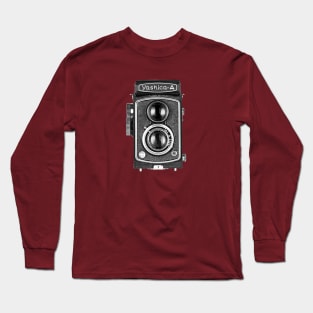 Vintage 1960s Twin Lens Camera - Closed Hood Long Sleeve T-Shirt